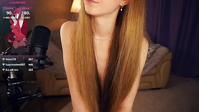 Snapshot of EsmaCarll chatting on 03-16-25, 02:43 EsmaCarll online show from 03-16-25, 02:43