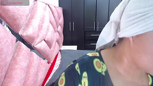 moan sex2 online show from 03-20-26, 04:57