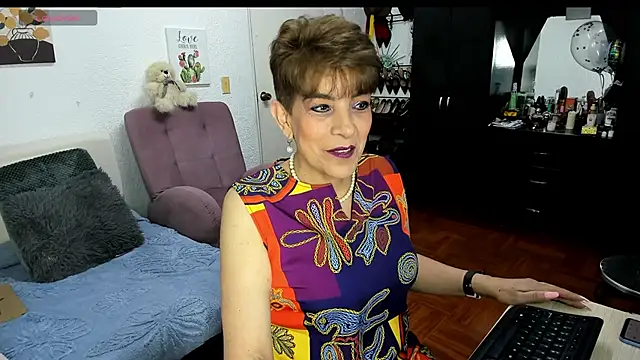 Angelina Stone 65 online show from 01-08-26, 11:00