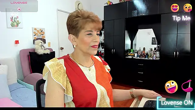 Angelina Stone 65 online show from 12-16-25, 04:22