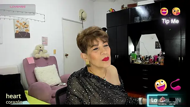 Angelina Stone 65 online show from 11-28-25, 09:48