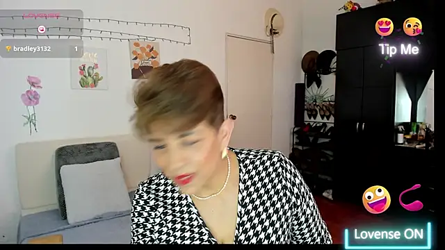 Angelina Stone 65 online show from 12-01-25, 09:04