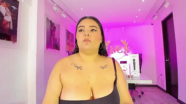 KatyaPittman online show from 04-12-26, 01:03