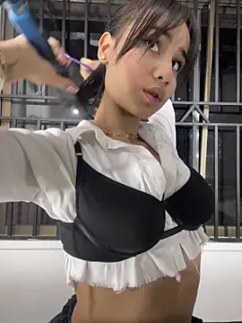 NairobiLee online show from 10-28-25, 09:41