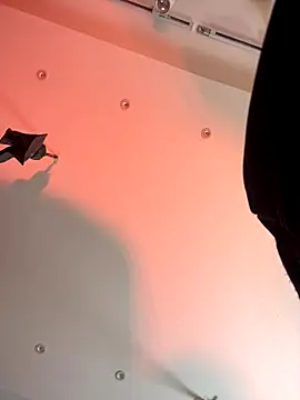 NairobiLee online show from 10-31-25, 09:28