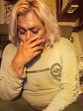 HoneyBdaQueen online show from 09-28-25, 03:35