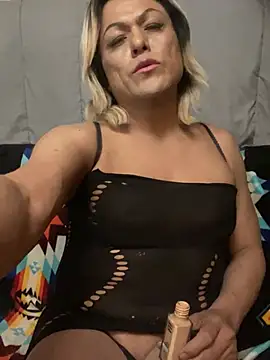 HoneyBdaQueen online show from 01-18-25, 10:49