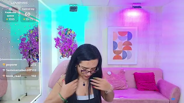 Tiara rr online show from 11-18-25, 07:55