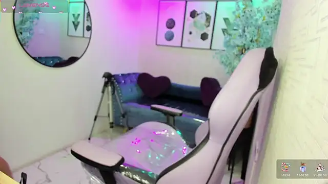 Tiara rr online show from 04-17-26, 03:42