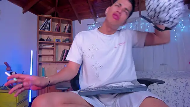 Benjamin More online show from 02-02-26, 12:26