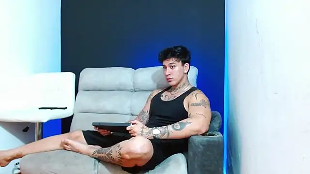 JUSTIN FULLER1 online show from 03-27-26, 02:53