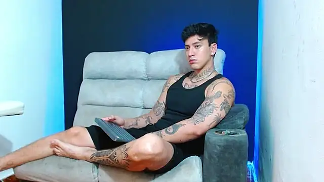 JUSTIN FULLER1 online show from 05-28-26, 05:19