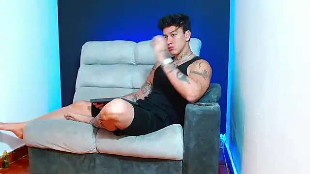 JUSTIN FULLER1 online show from 01-14-26, 03:59