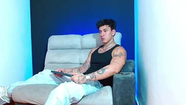 Snapshot of JUSTIN_FULLER1 chatting on 01-17-26, 09:18 JUSTIN FULLER1 online show from 01-17-26, 09:18