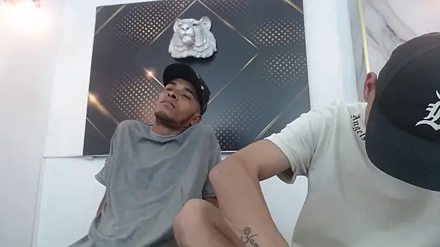 JordanAndAndrew online show from 01-06-26, 09:41