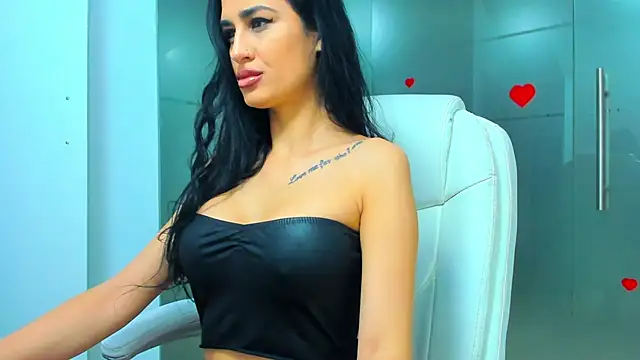 Queenrafaella online show from 11-11-25, 03:12