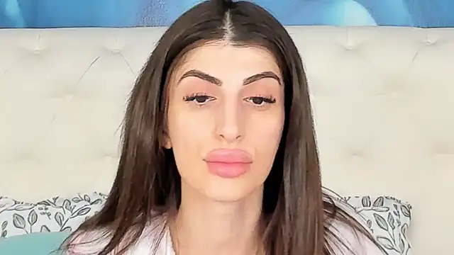 SkinnyDolly online show from 12-05-25, 03:16