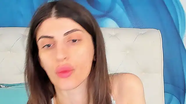SkinnyDolly online show from 07-05-26, 04:06