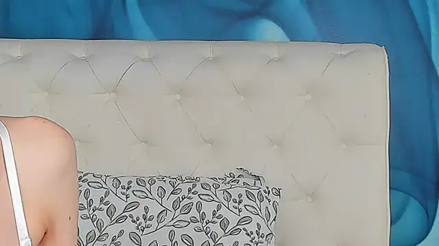 SkinnyDolly online show from 05-16-26, 02:32