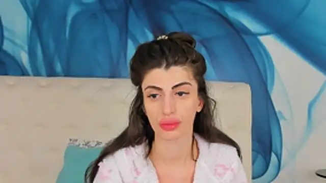 SkinnyDolly online show from 03-05-26, 11:21