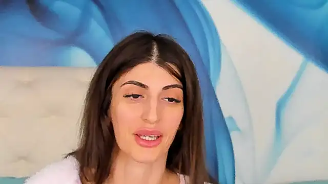 SkinnyDolly online show from 02-04-26, 10:27