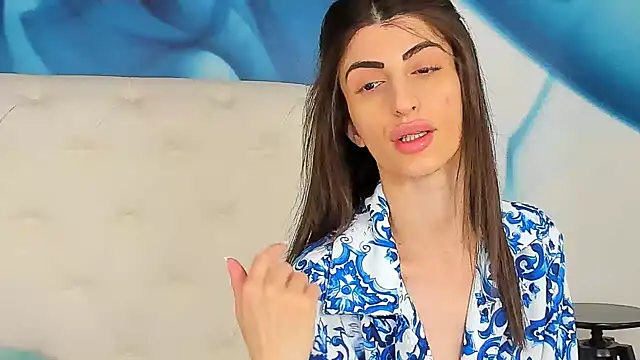 SkinnyDolly online show from 05-07-26, 03:00