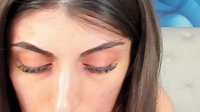 SkinnyDolly online show from 04-09-26, 03:08