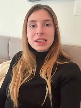 Snapshot of emma05 chatting on 02-24-26, 07:09 emma05 online show from 02-24-26, 07:09