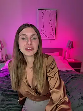 emma05 online show from 05-10-26, 02:30