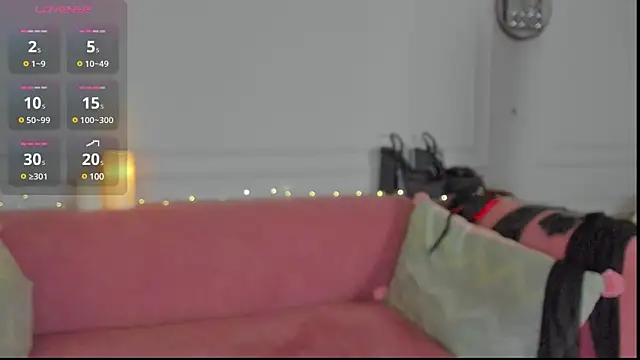 Snapshot of KellyFouler chatting on 01-26-25, 02:30 KellyFouler online show from 01-26-25, 02:30