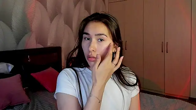 Bambiii bby online show from 12-22-25, 03:39