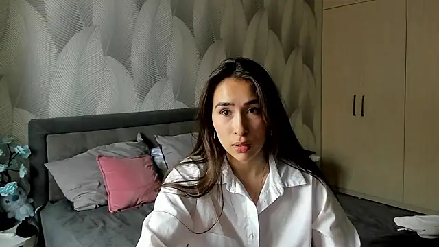 Bambiii bby online show from 06-22-26, 07:05