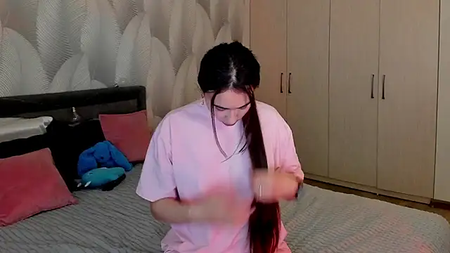 Bambiii bby online show from 11-12-25, 02:15