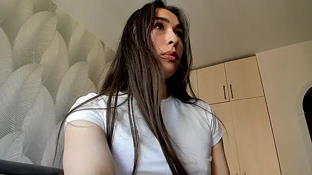 Bambiii bby online show from 06-05-26, 08:09