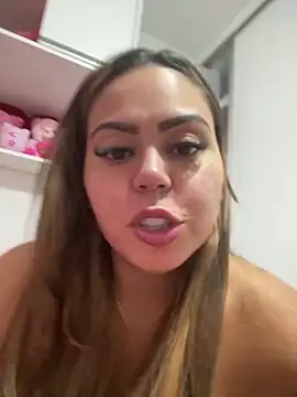 Snapshot of lariic chatting on 03-15-25, 01:19 lariic online show from 03-15-25, 01:19