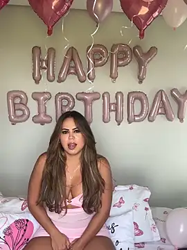 lariic online show from 04-07-26, 06:10