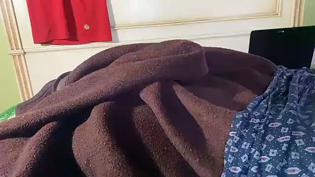 emylolo9 online show from 12-29-24, 04:27