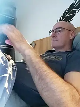 bogland33 online show from 01-12-26, 07:42