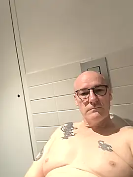 bogland33 online show from 03-09-26, 03:04