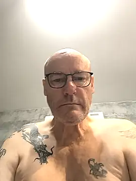 bogland33 online show from 11-08-25, 06:33