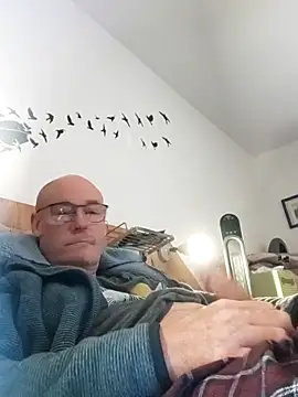 bogland33 online show from 10-28-25, 07:57