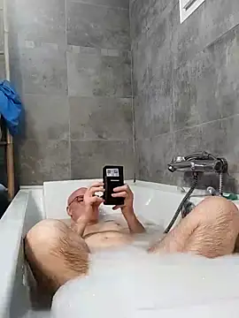 bogland33 online show from 04-04-26, 11:39