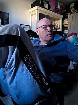 bogland33 online show from 02-23-26, 01:01