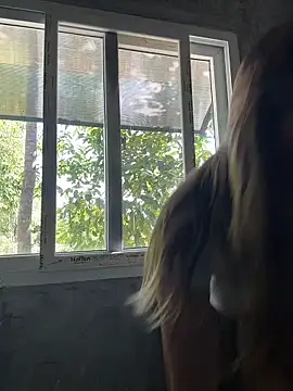  private person  online show from 02-28-26, 08:36