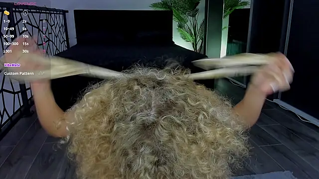 CurlyAnt0 online show from 01-14-26, 07:34