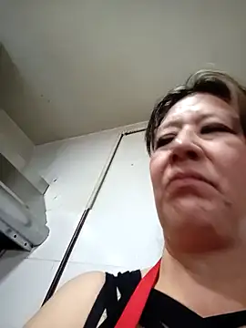 carolina linarez69 online show from 05-14-26, 08:17