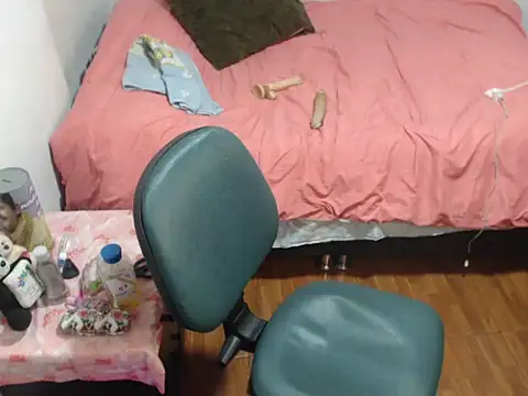 carolina linarez69 online show from 11-04-25, 04:16