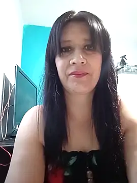 carolina linarez69 online show from 11-28-25, 10:32