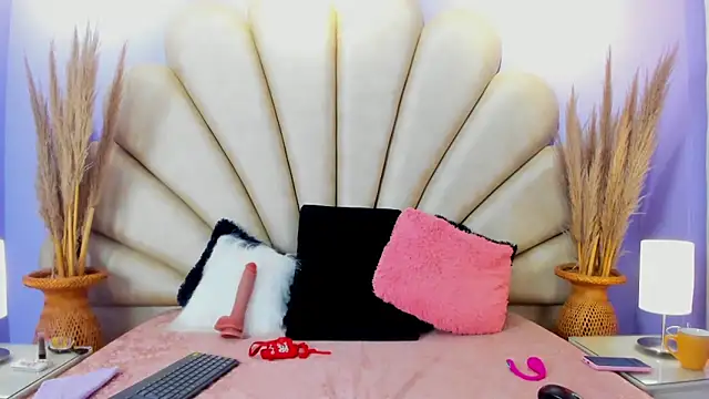 Snapshot of Anna__Spencer chatting on 02-21-26, 02:46 Anna Spencer online show from 02-21-26, 02:46