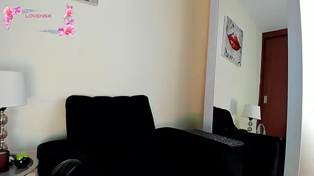 its  angelica  online show from 04-05-26, 06:36